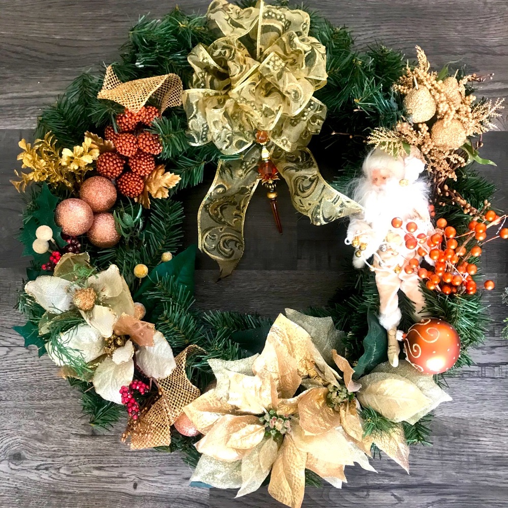 Ready Made or CUSTOM Holiday Wreaths!